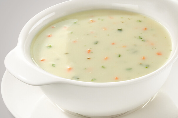 Grünkerncremesuppe mit feinem Gemüse, Royal