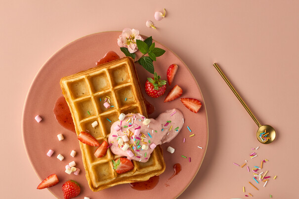 Waffel mit Erdbeersahne