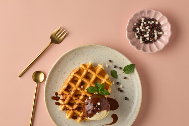 Lütticher Waffel mit Bourbon Vanille Eis