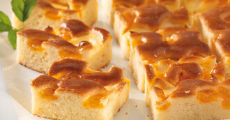 Mandarinen-Quark-Kuchen, geschnitten