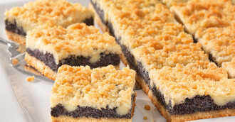 Mohnkuchen, geschnitten
