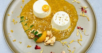 Holunderblüten Panna Cotta mit Mandarinensoße