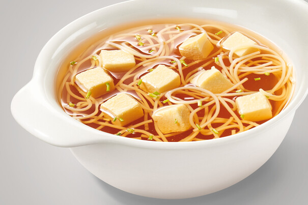 Eierstichwürfel, tiefgefroren Eierstichwürfel, tiefgefroren