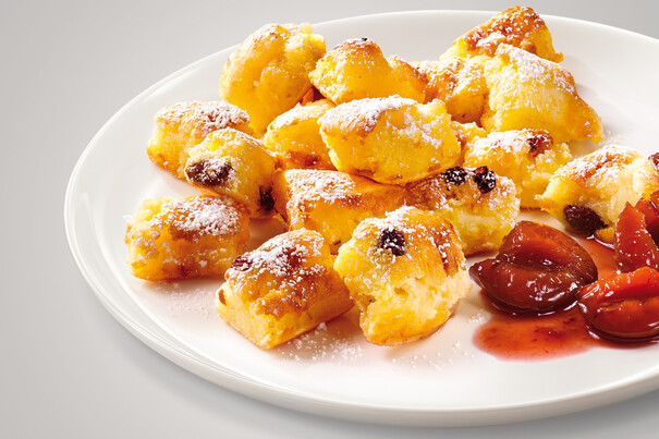 Kaiserschmarrn mit Rosinen Kaiserschmarrn mit Rosinen