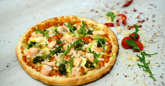 Pizza Salmone e Pesto