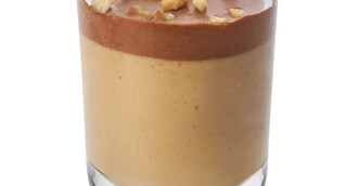 Karamellcreme mit Schokosoße