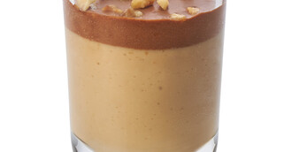 Karamellcreme mit Schokosoße